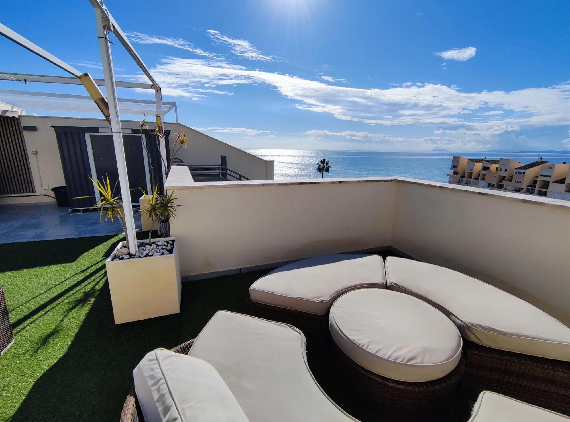 Luxury Duplex Infinity Pool Ehhouse Διαμέρισμα Εστεπόνα Εξωτερικό φωτογραφία