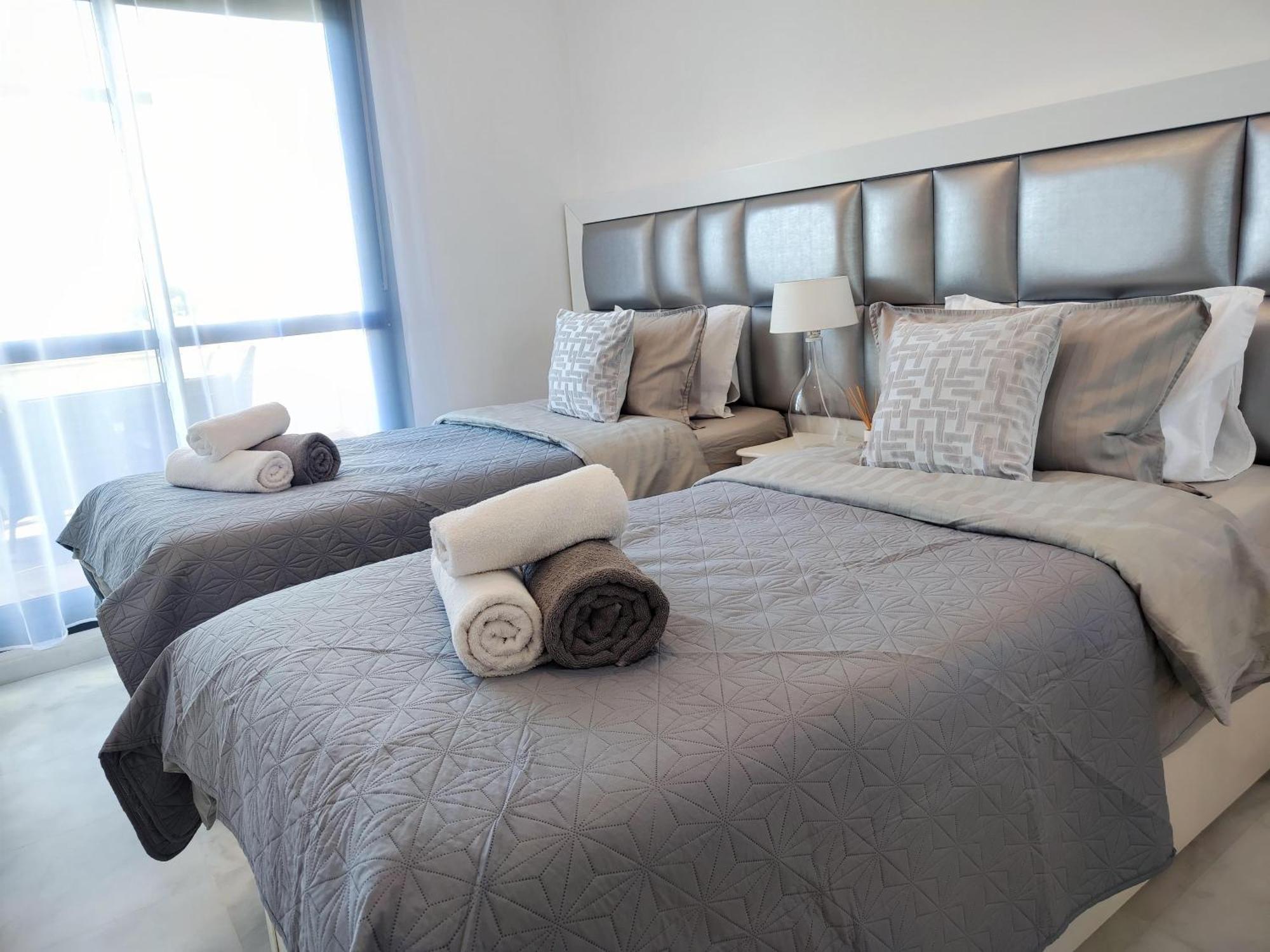 Luxury Duplex Infinity Pool Ehhouse Διαμέρισμα Εστεπόνα Εξωτερικό φωτογραφία