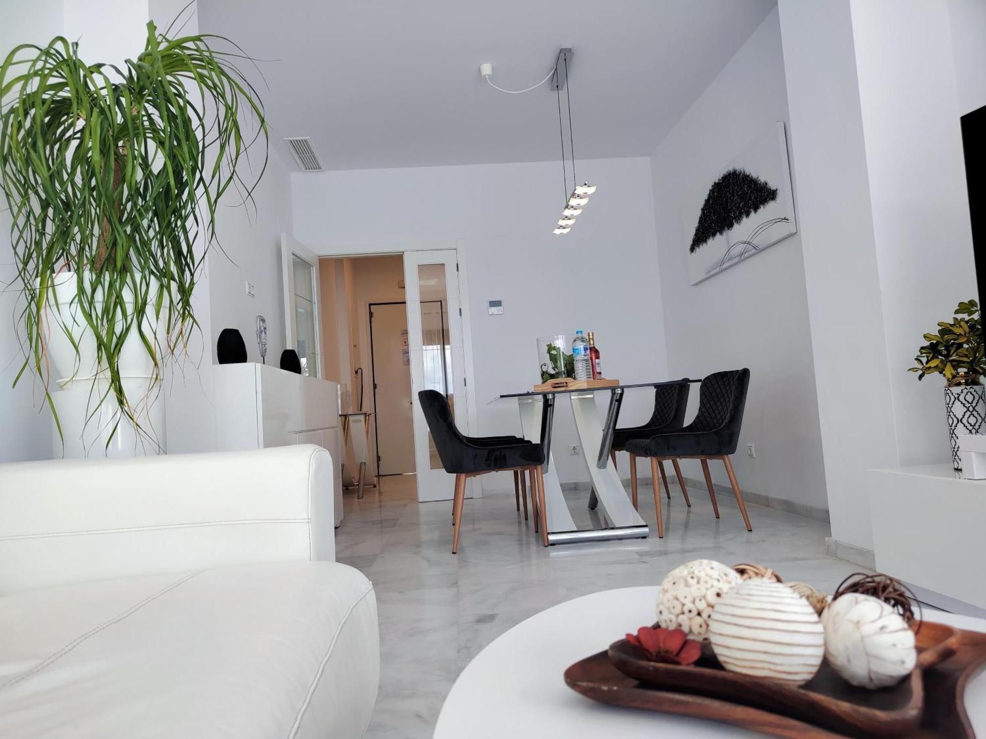 Luxury Duplex Infinity Pool Ehhouse Διαμέρισμα Εστεπόνα Εξωτερικό φωτογραφία